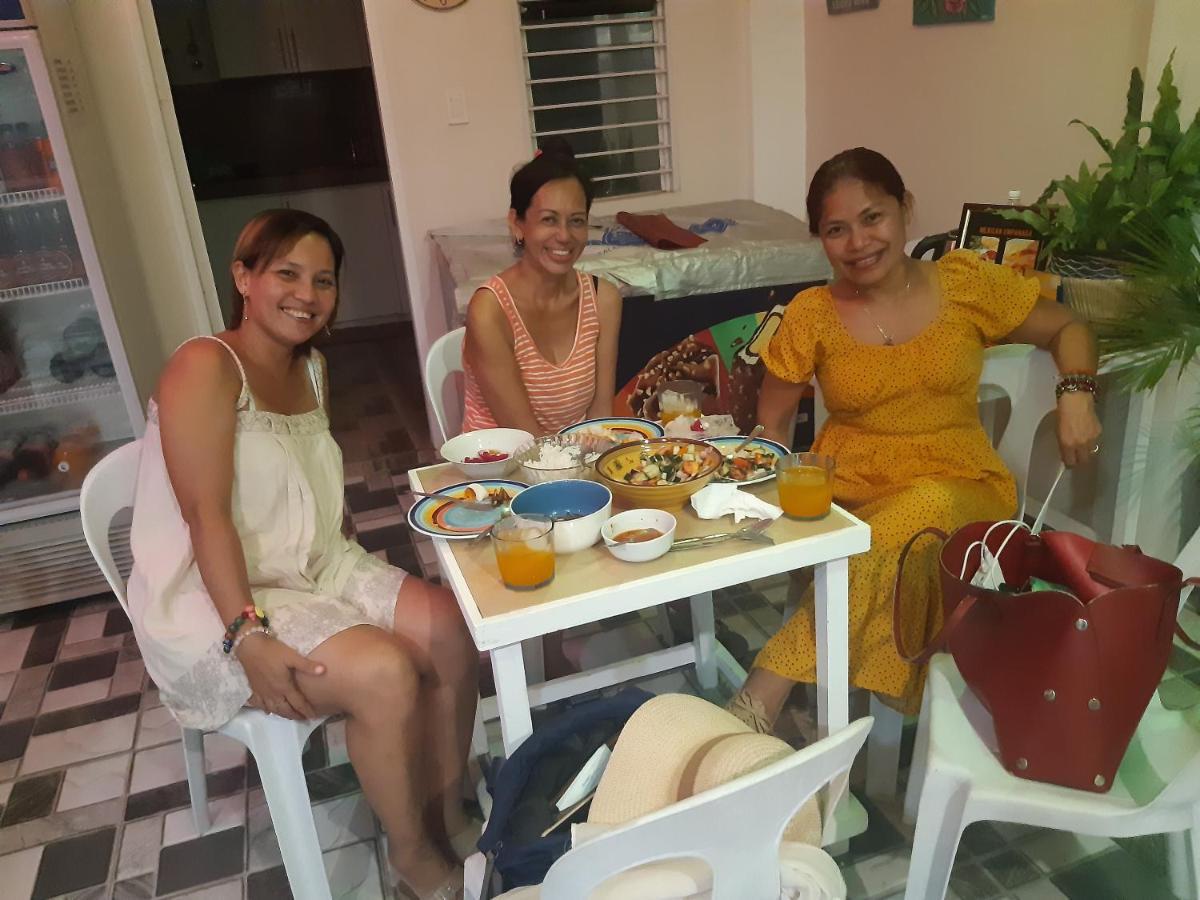 Sandstorm Lodge And Cafe Puerto Galera Εξωτερικό φωτογραφία