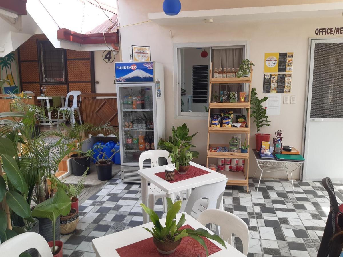 Sandstorm Lodge And Cafe Puerto Galera Εξωτερικό φωτογραφία