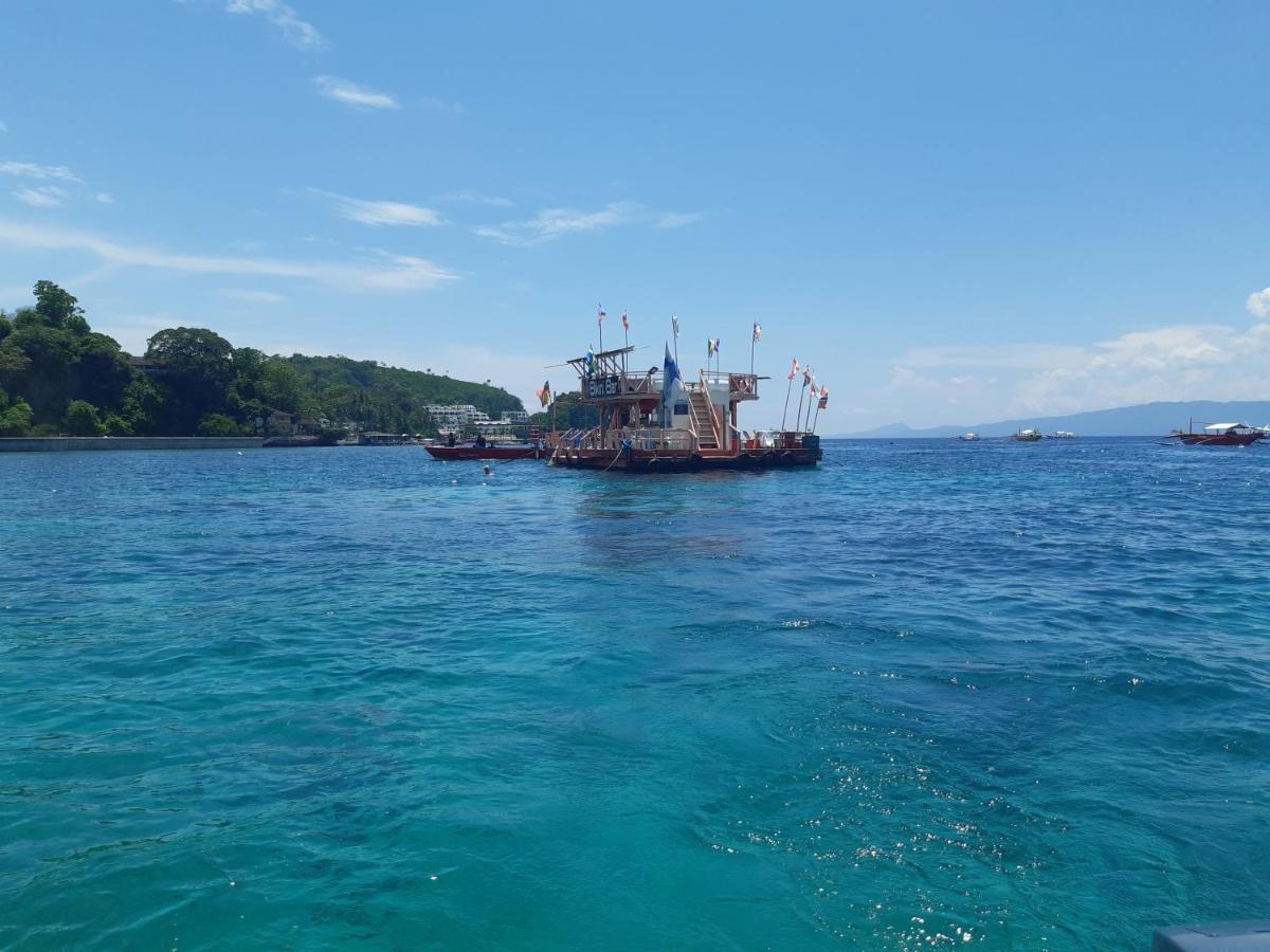 Sandstorm Lodge And Cafe Puerto Galera Εξωτερικό φωτογραφία