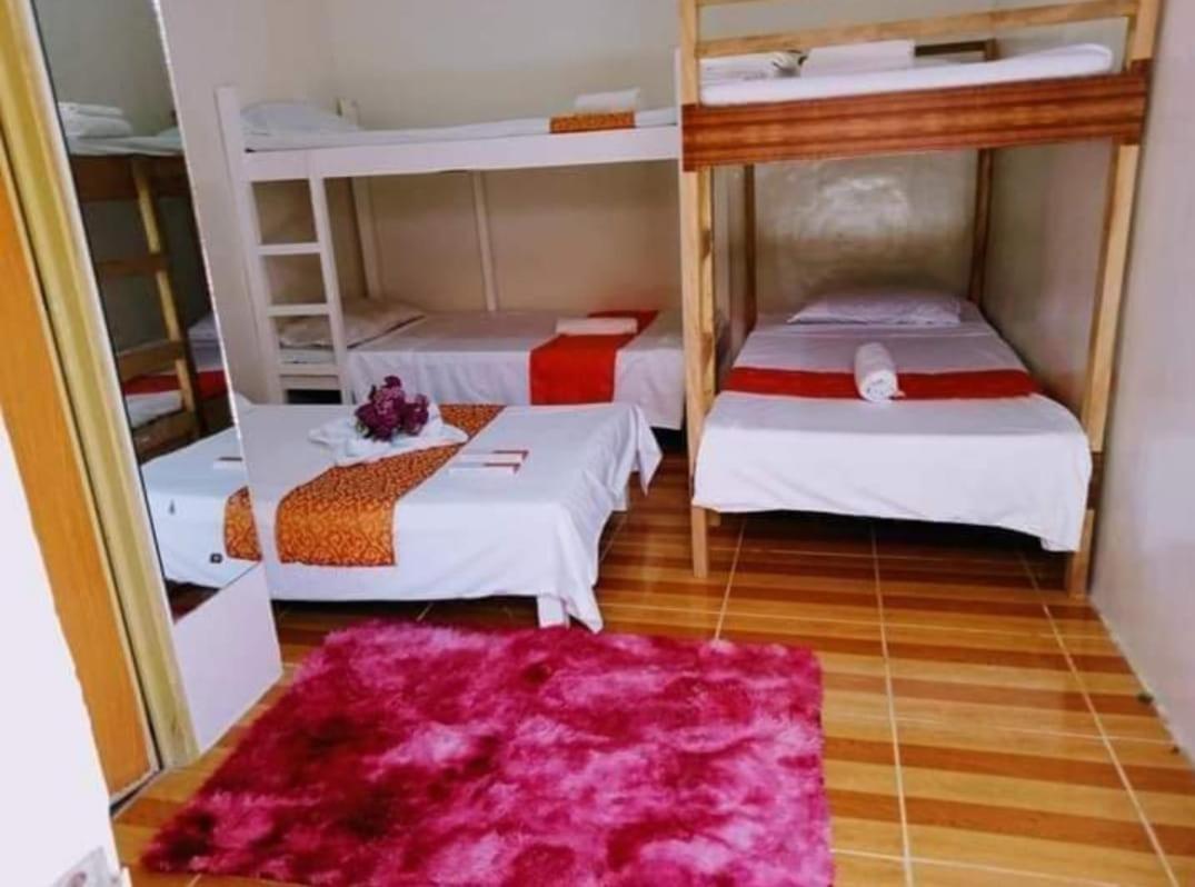 Sandstorm Lodge And Cafe Puerto Galera Εξωτερικό φωτογραφία