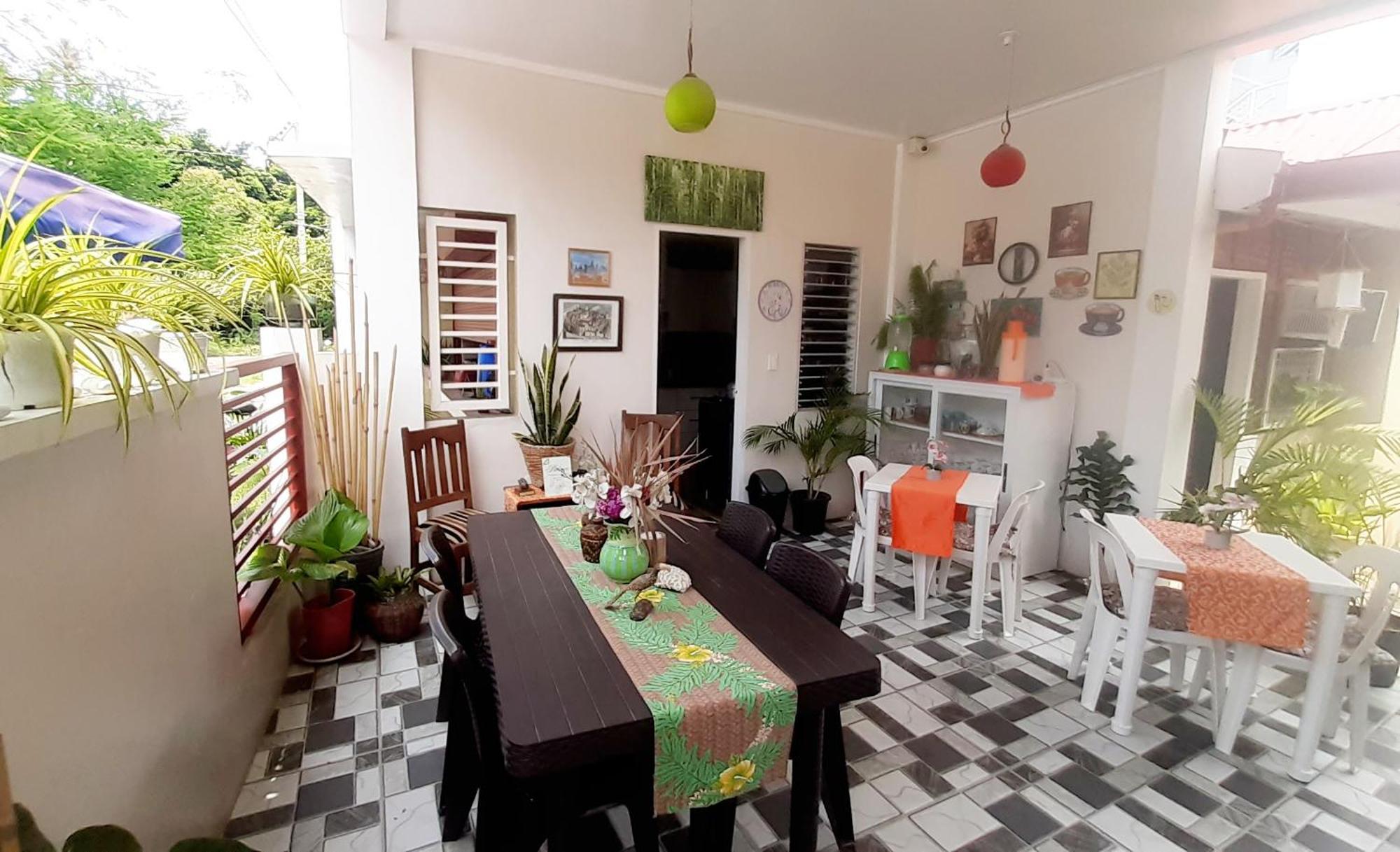 Sandstorm Lodge And Cafe Puerto Galera Εξωτερικό φωτογραφία