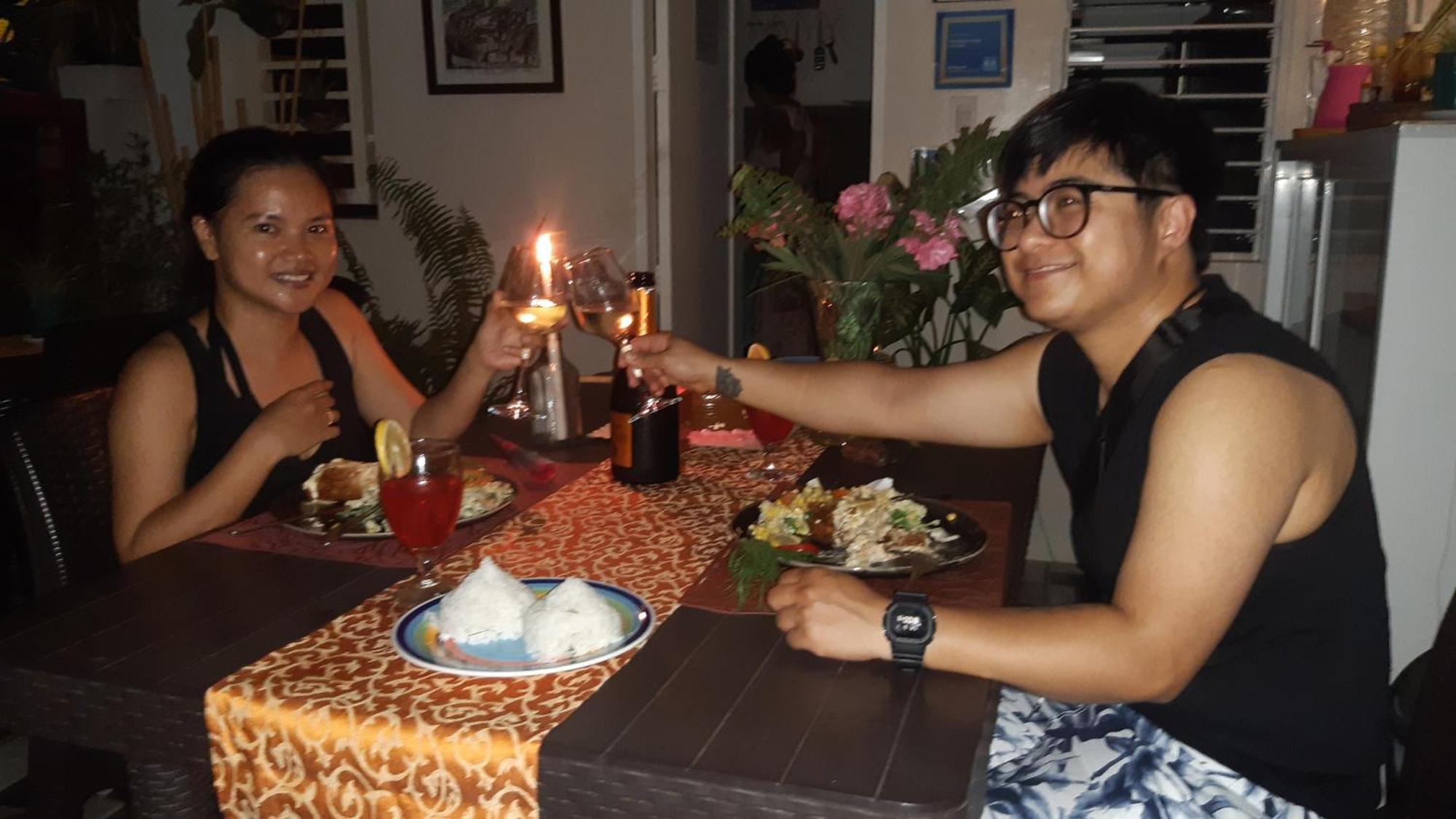 Sandstorm Lodge And Cafe Puerto Galera Εξωτερικό φωτογραφία