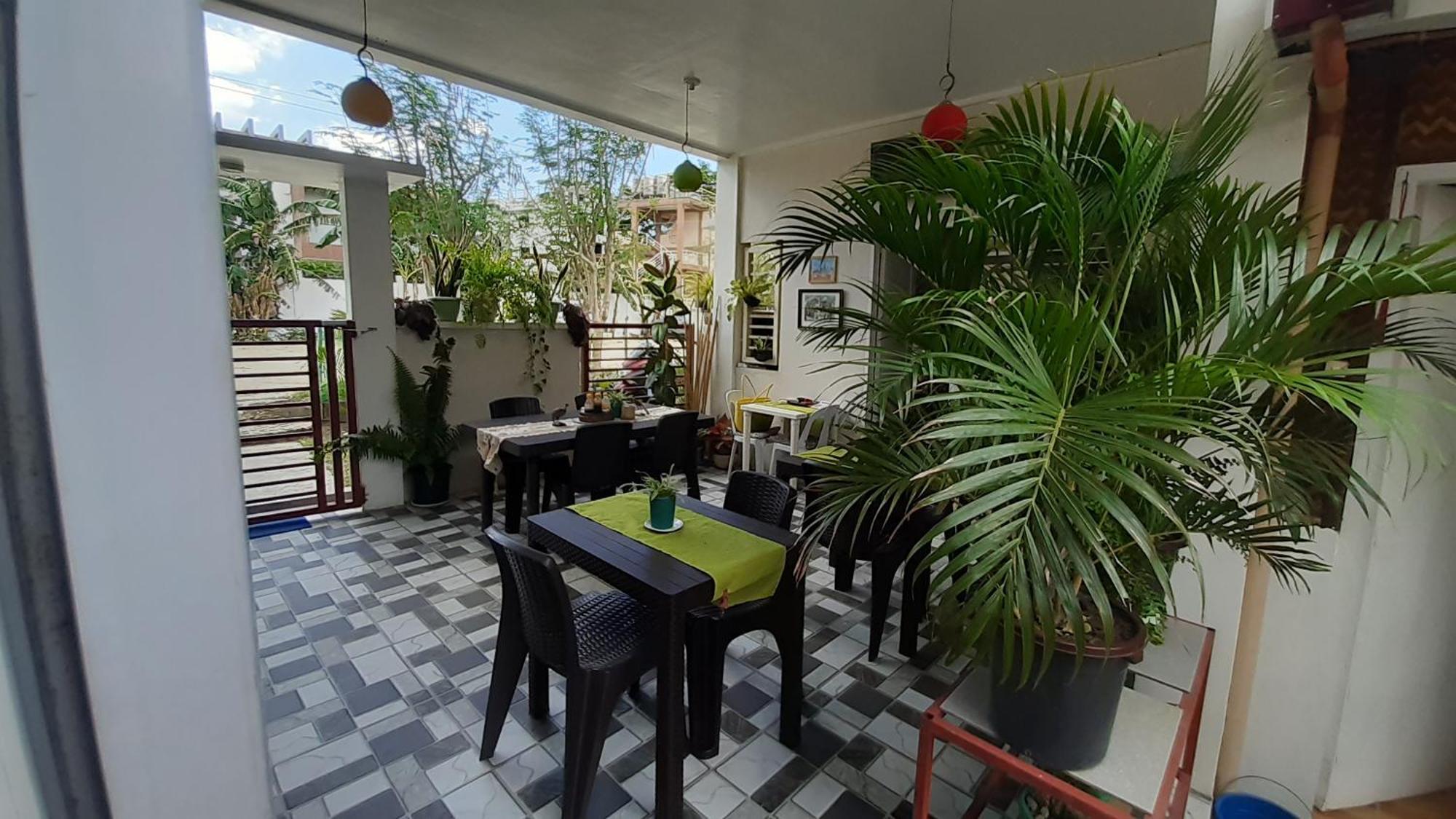 Sandstorm Lodge And Cafe Puerto Galera Εξωτερικό φωτογραφία