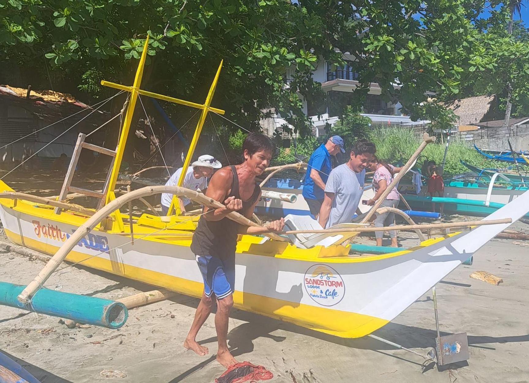 Sandstorm Lodge And Cafe Puerto Galera Εξωτερικό φωτογραφία